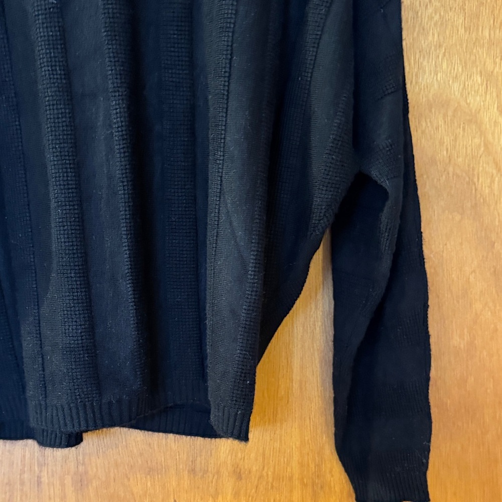 Cyrus Elegant Black Crew Neck Sweater - Picture 4 of 8